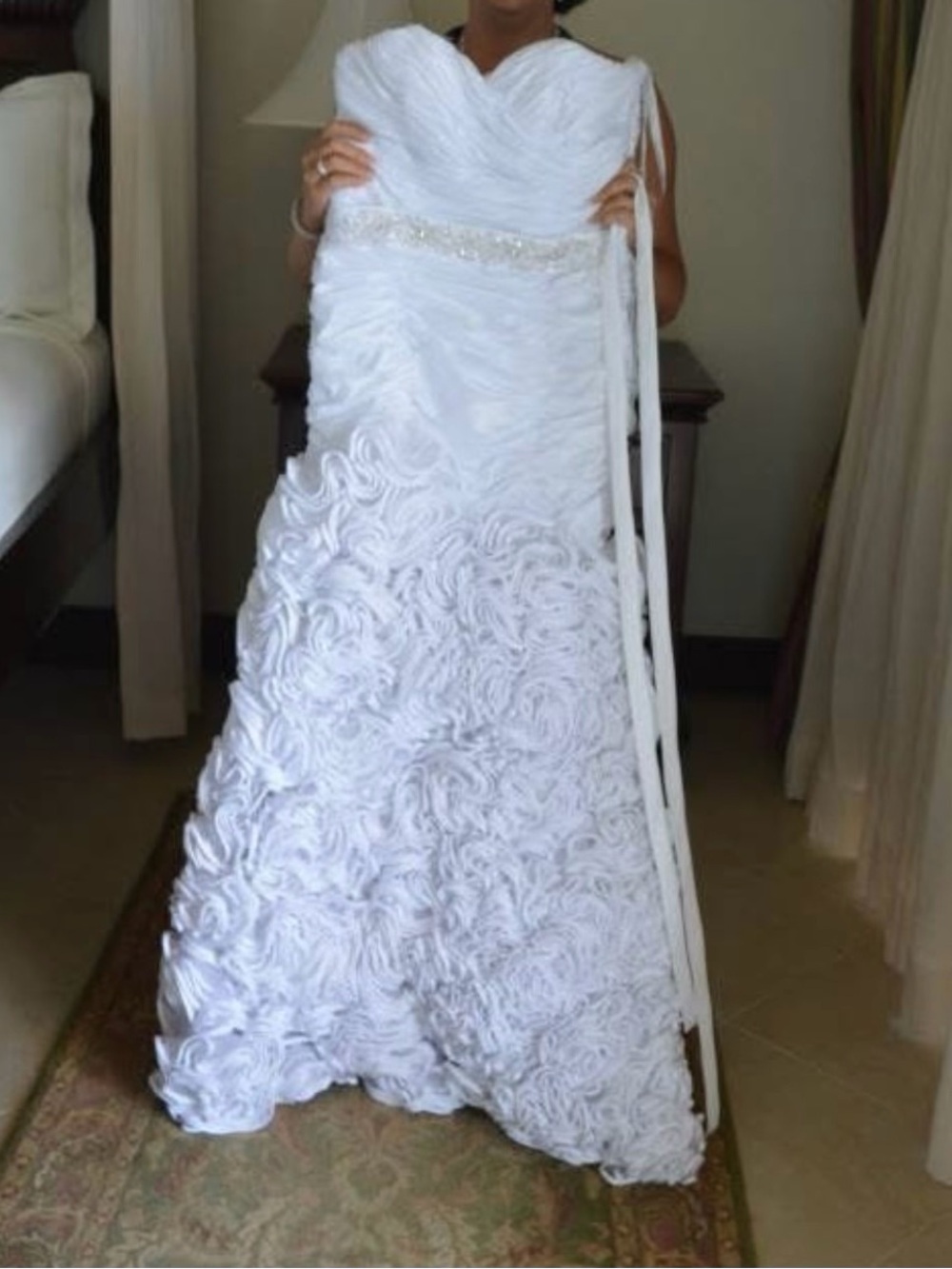 Elegant Spanish Style Sweetheart Neckline Ruffle Hem Gusset Back Wedding Dress